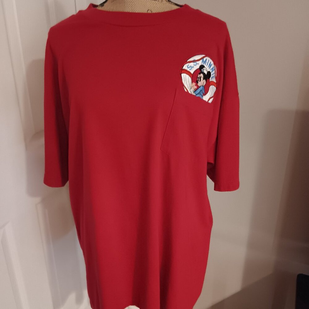 Disney Designs Red S.S. Minnie Short Sleeve Tee Shirt Oversize L/XL